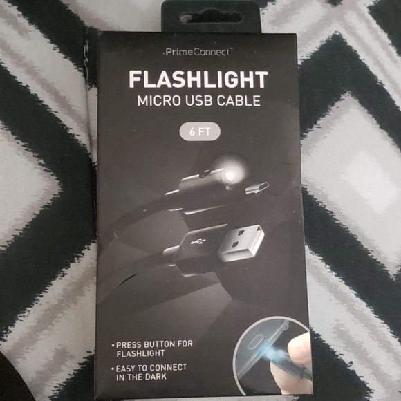 Micro USB cable - Picture 1 of 1